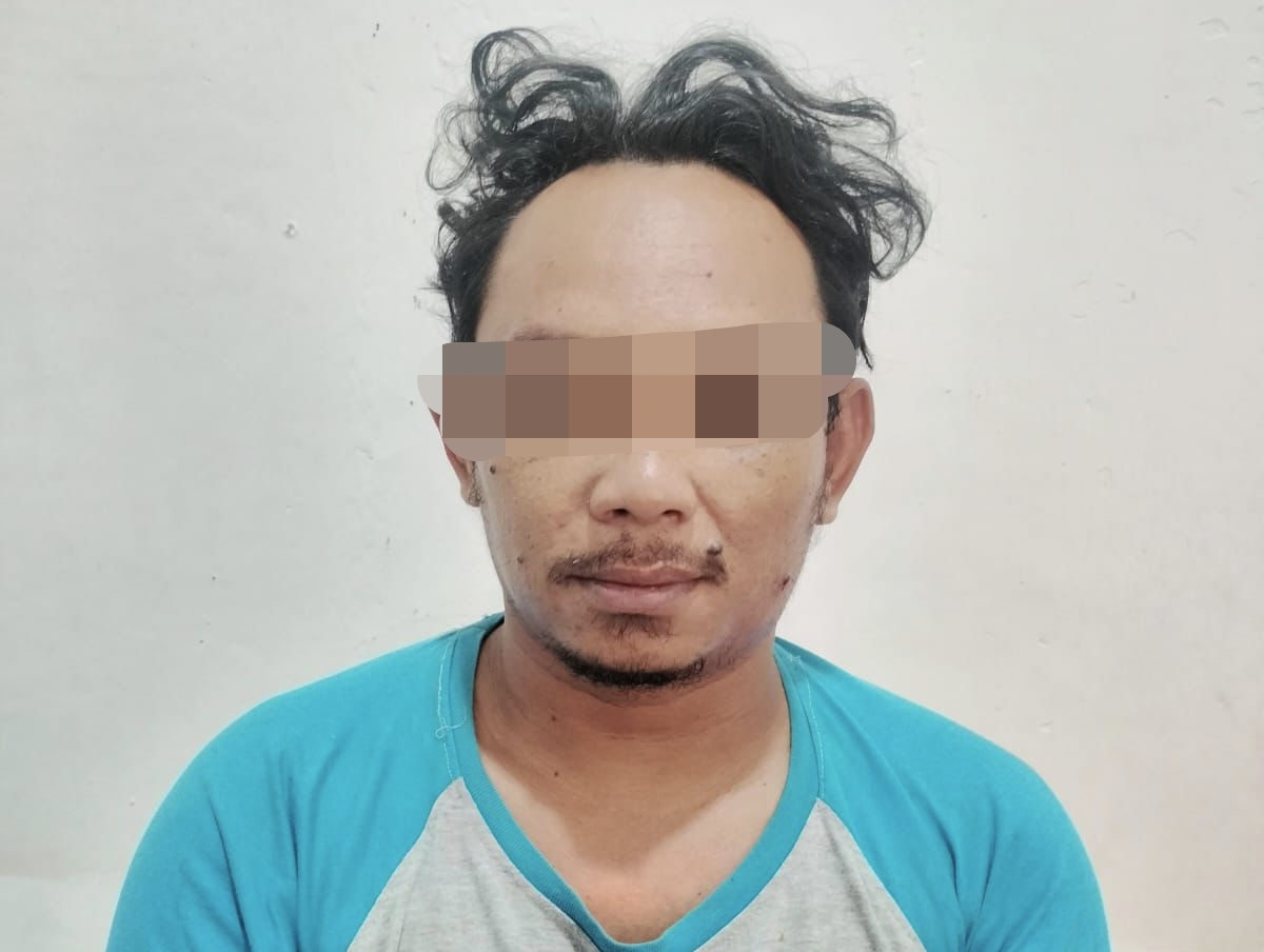 <p>Pelaku penggelapan mobil yang berhasil diamankan Polres Kotim. </p>