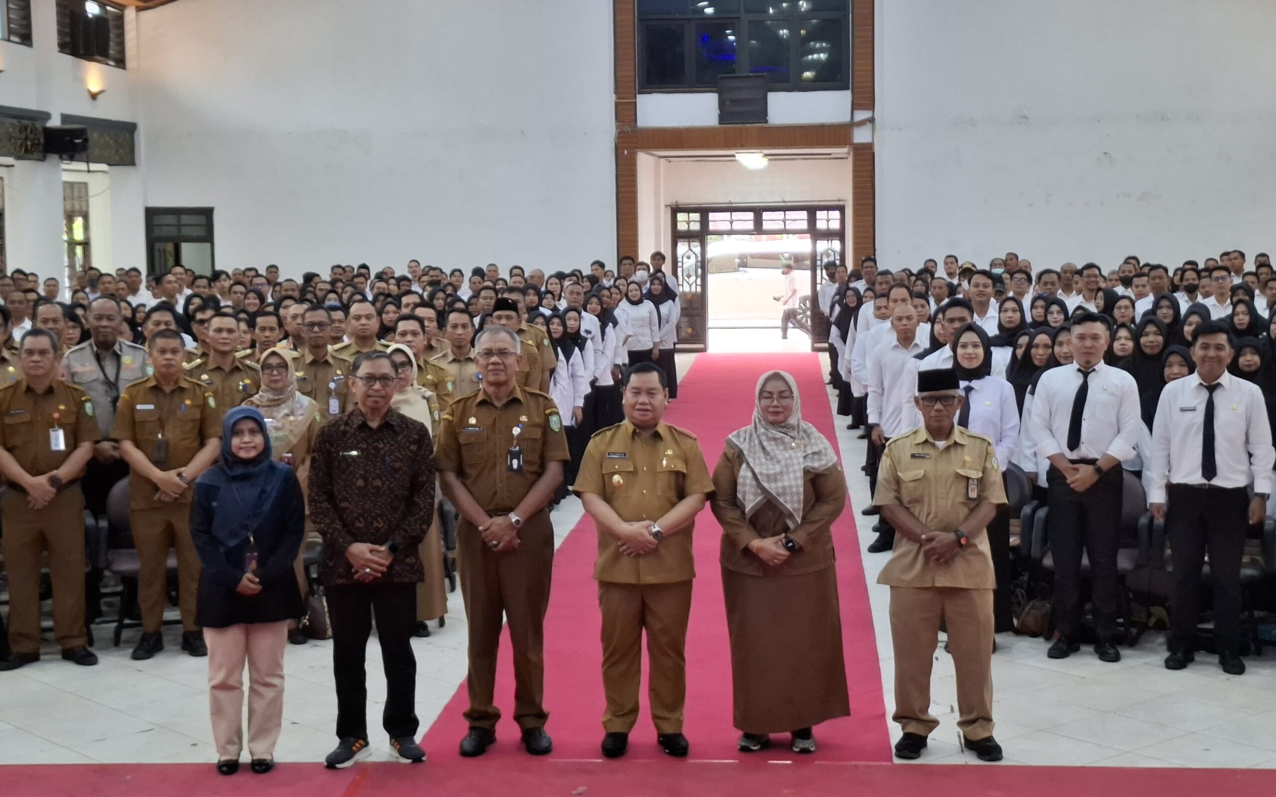 Bupati Minta CPNS STTD dan PPPK yang Baru Tingkatkan Kinerja