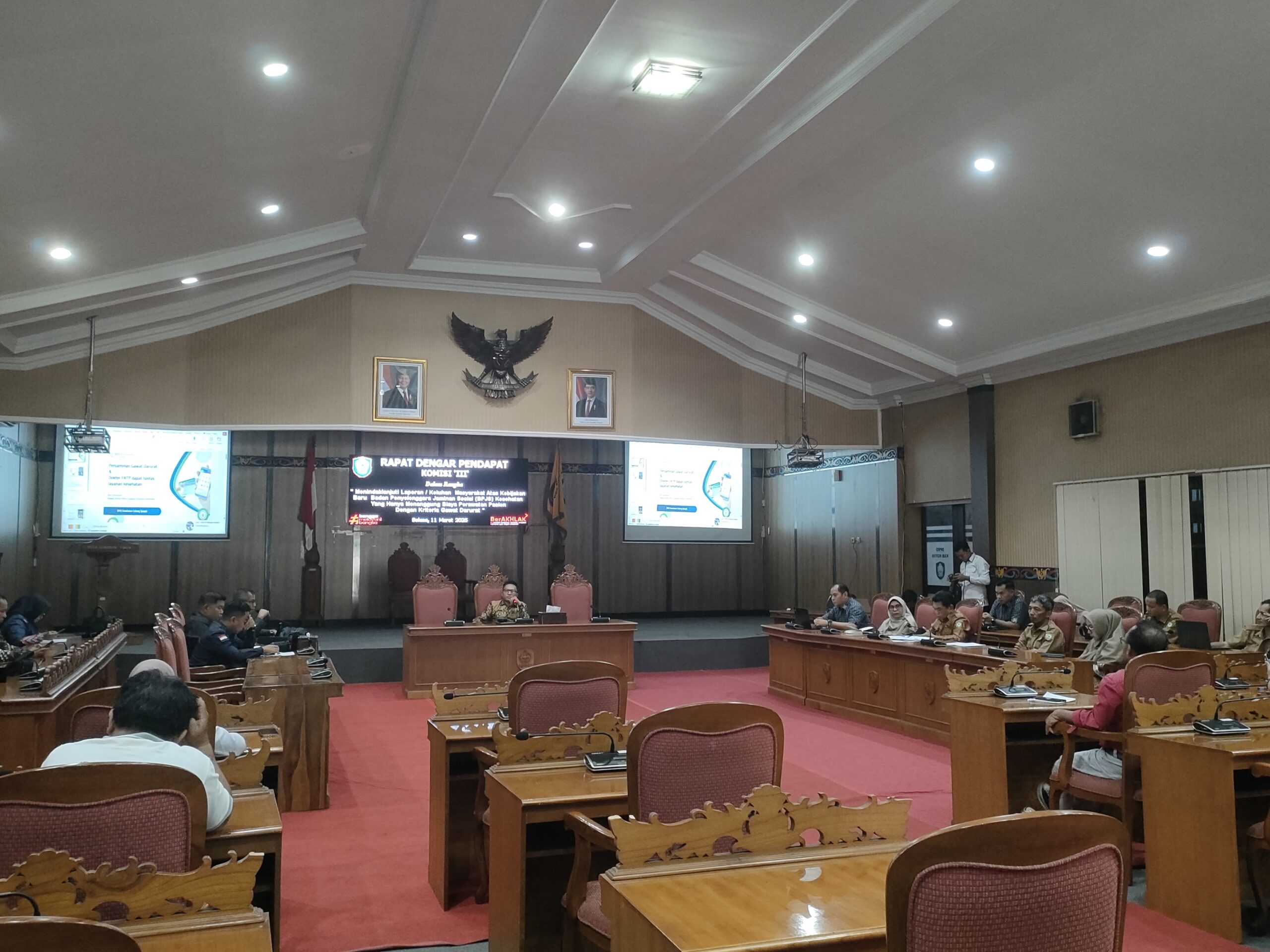 <p>Komisi III DPRD Kotim saat menggelar RDP, pada Selasa (11/3/2025). </p>