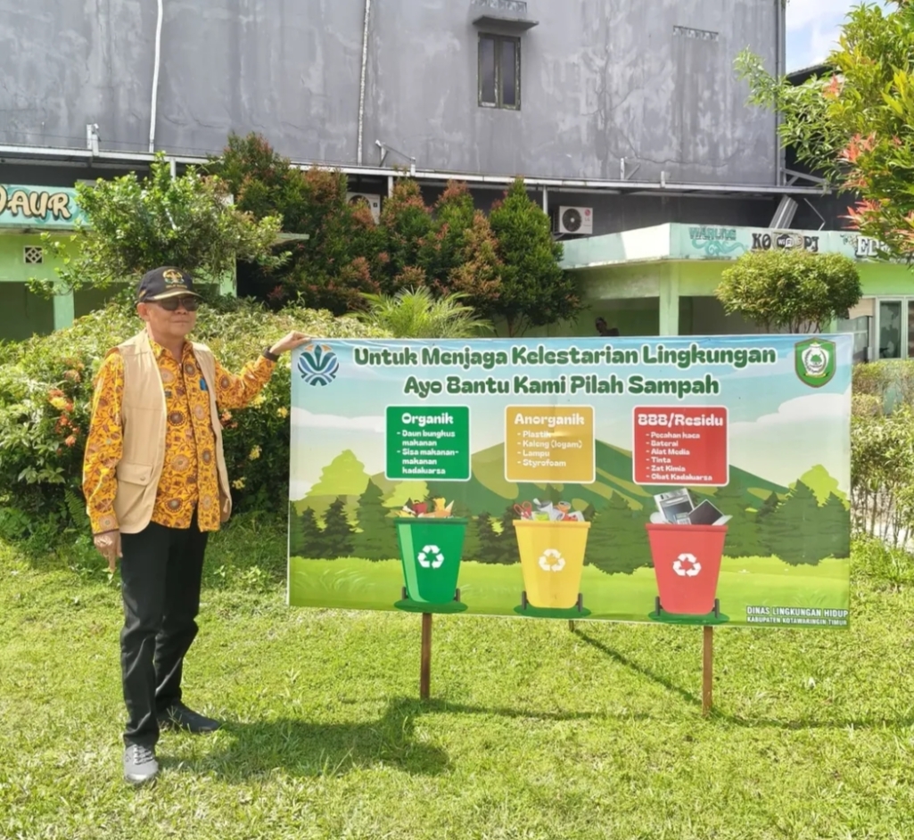 <p>Kepala DLH Kotim Marjuki. (Foto : Andri)</p>