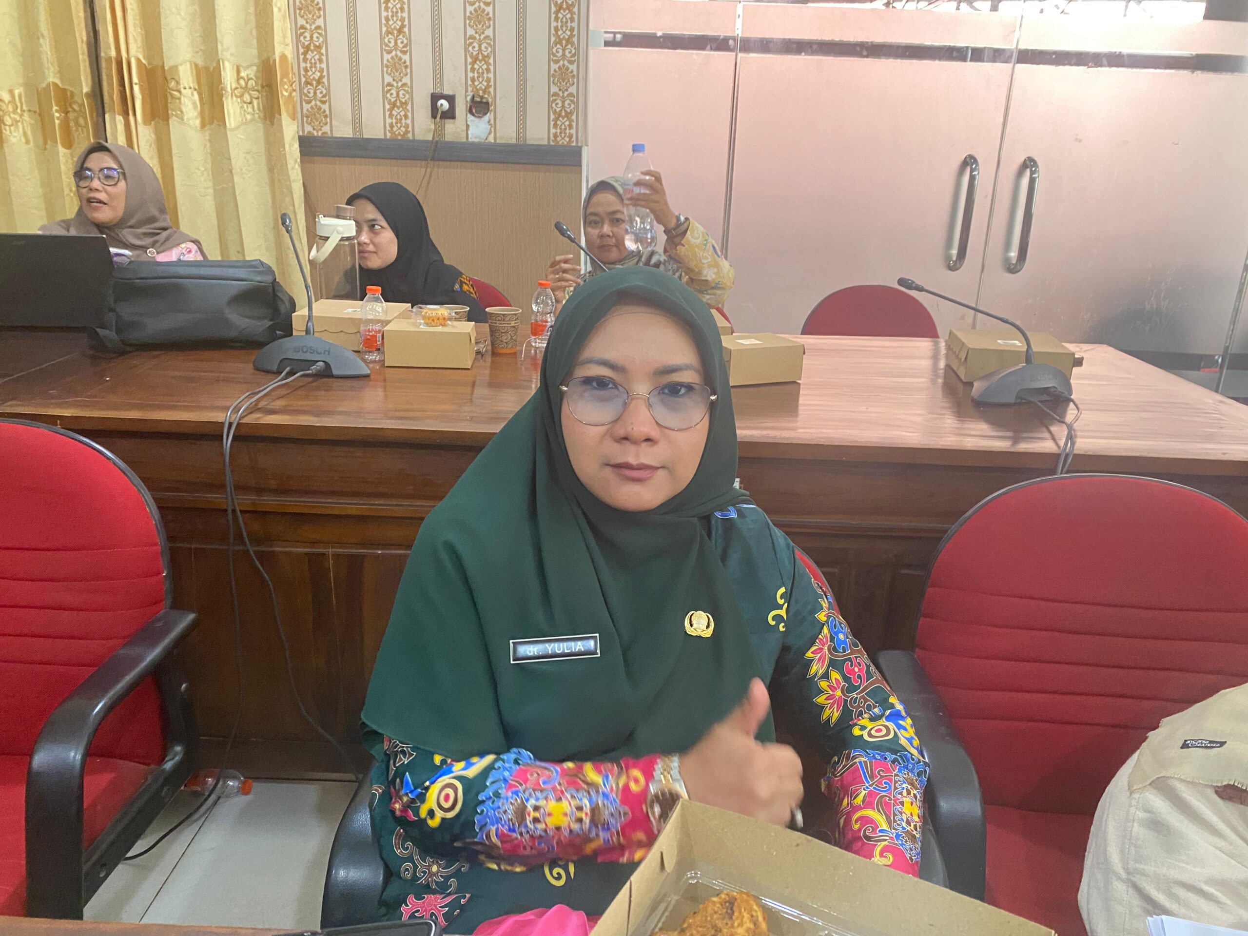 <p>Plt Direktur RSUD dr Murjani Sampit, dr Yulia Nofiany. (Foto: Apri)</p>