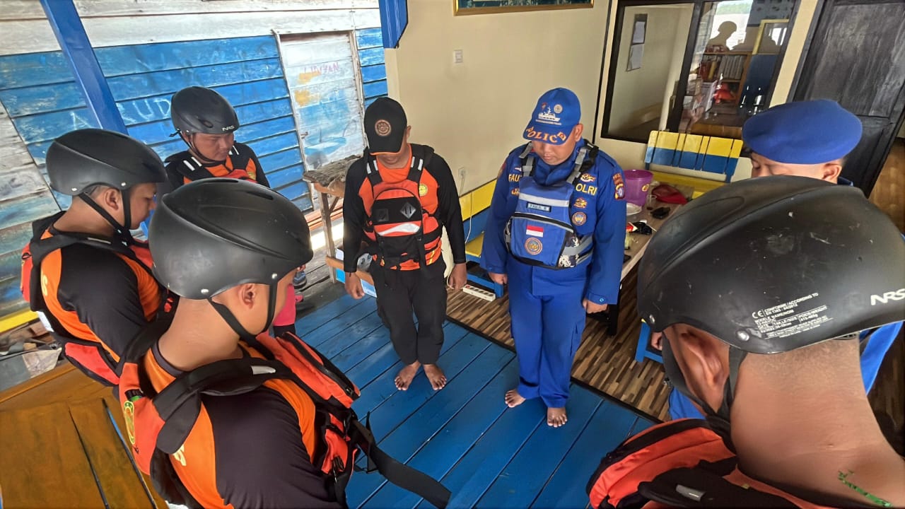 Ditpolairud Polda Kalteng Tegaskan Komitmen Keselamatan Pelayaran di Perairan Kalimantan Tengah
