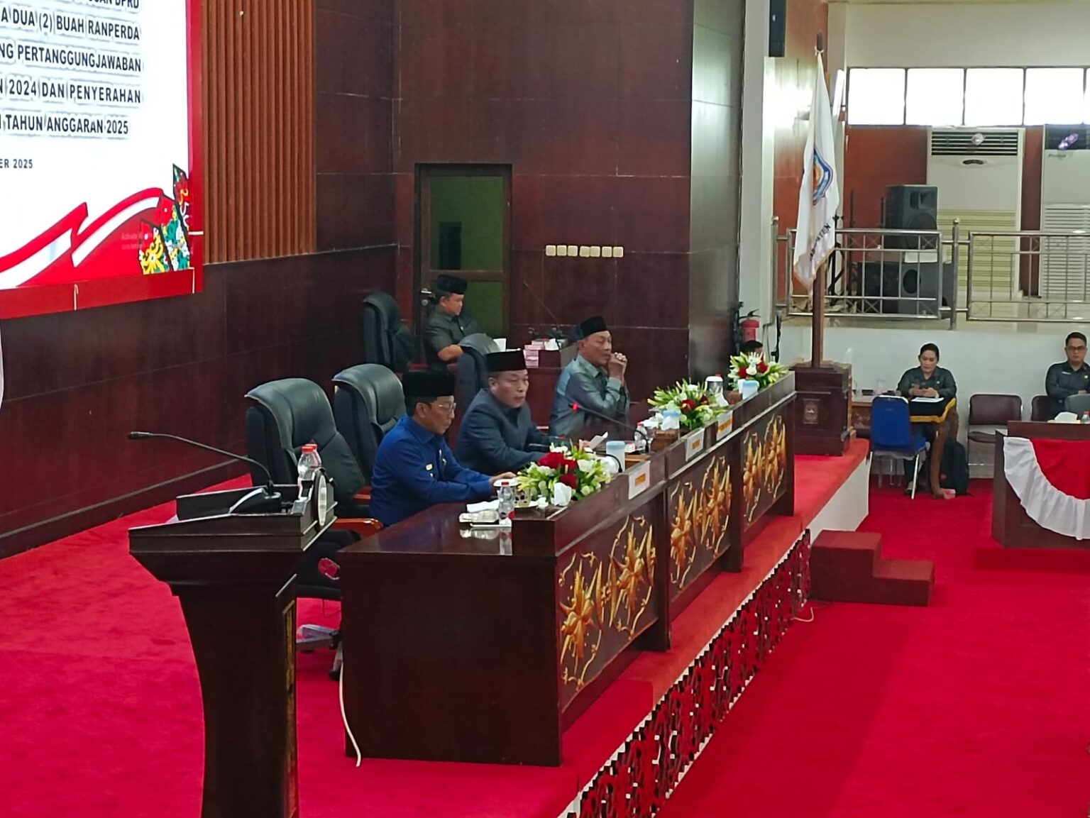 Pemkab Mura Hadiri Rapat Paripurna Ke-7 Masa Sidang II