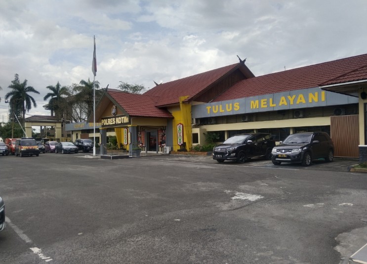 <p>Kantor Polres Kotim, Senin (13/10/2025). (Foto: Agus) </p>
