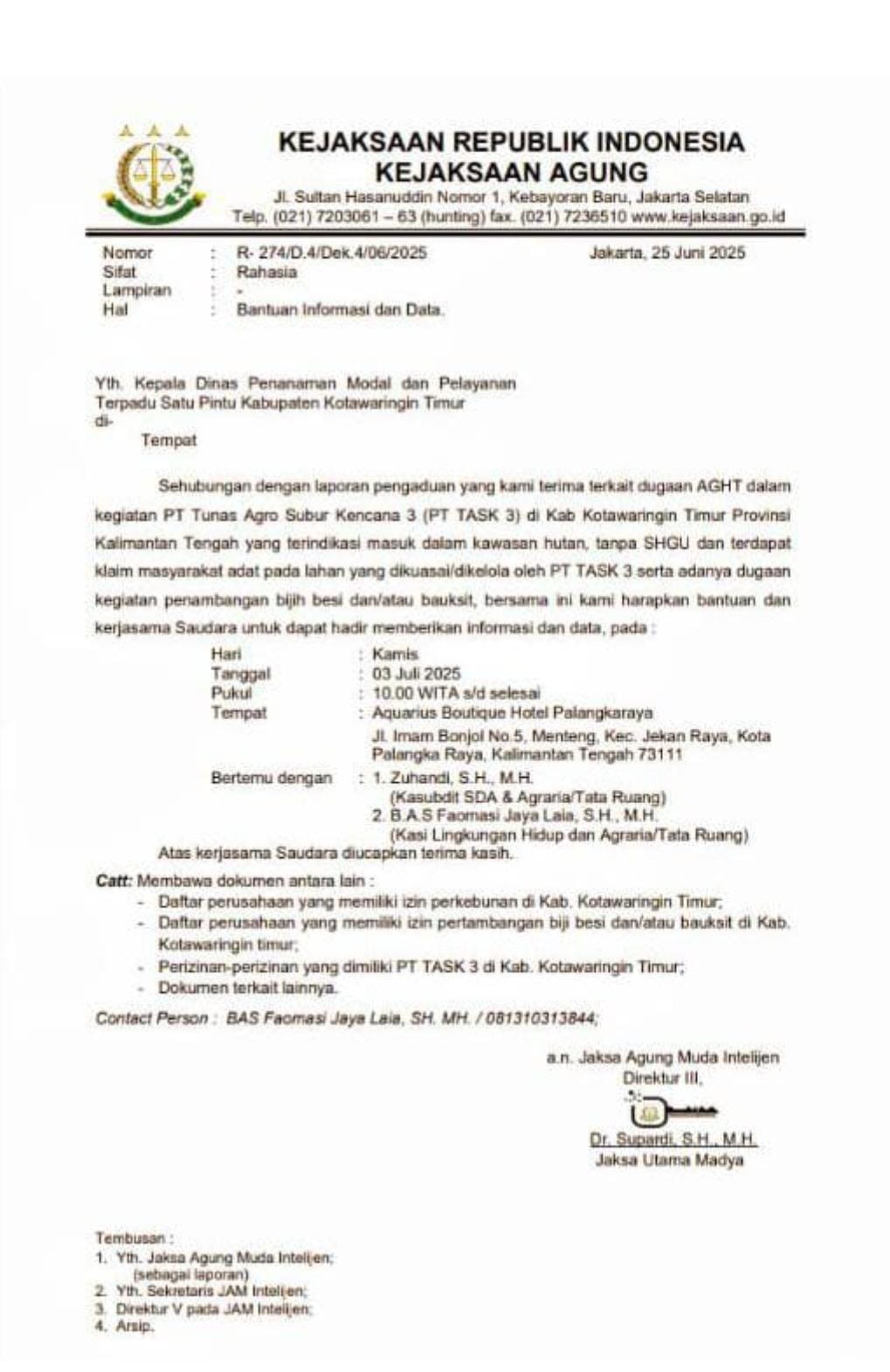 <p>Surat dari Kejaksaan Agung yang dilayangkan kepada Kepala DPMPTS Kotim. </p>
