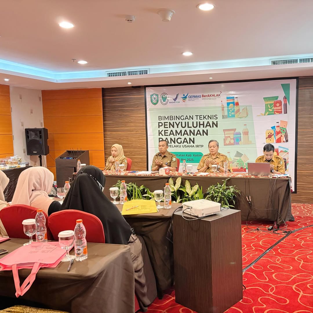 <p>Dinkes Kotim menggelar Bimtek penyuluhan keamanan pangan bagi pelaku usaha IRTP, di Hotel Aquarius Sampit. </p>