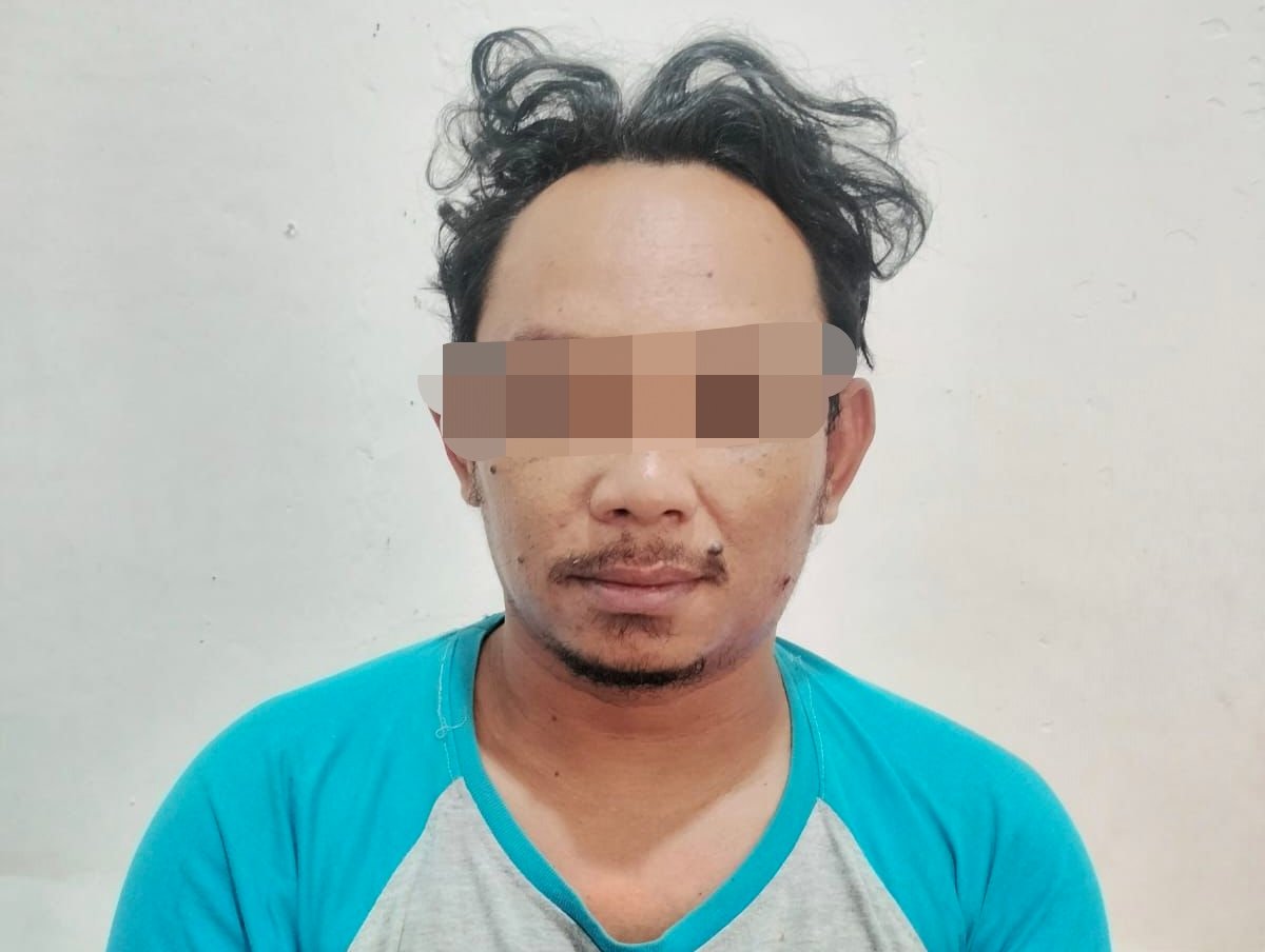 <p>Pelaku penggelapan mobil yang berhasil diamankan Polres Kotim. </p>