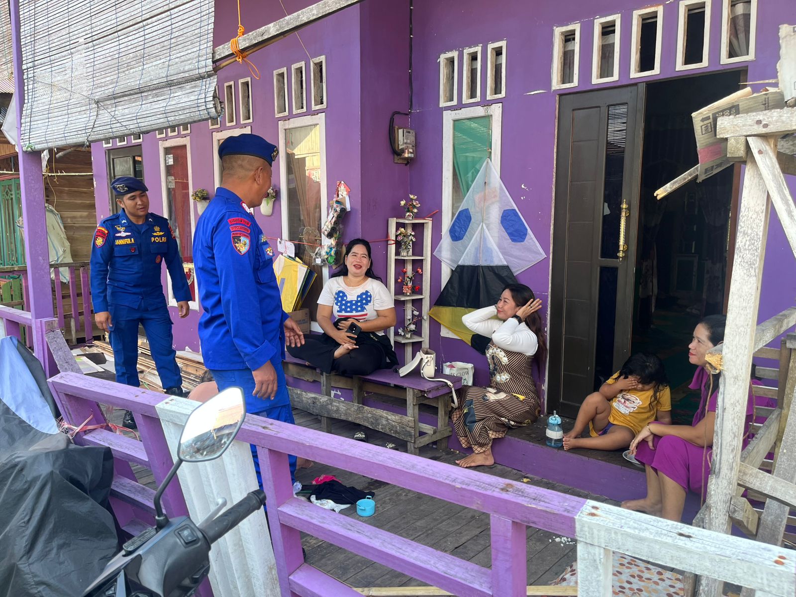 Ditpolairud Polda Kalteng Sapa Warga Bantaran DAS Kahayan, Ini Yang Disampaikan!!