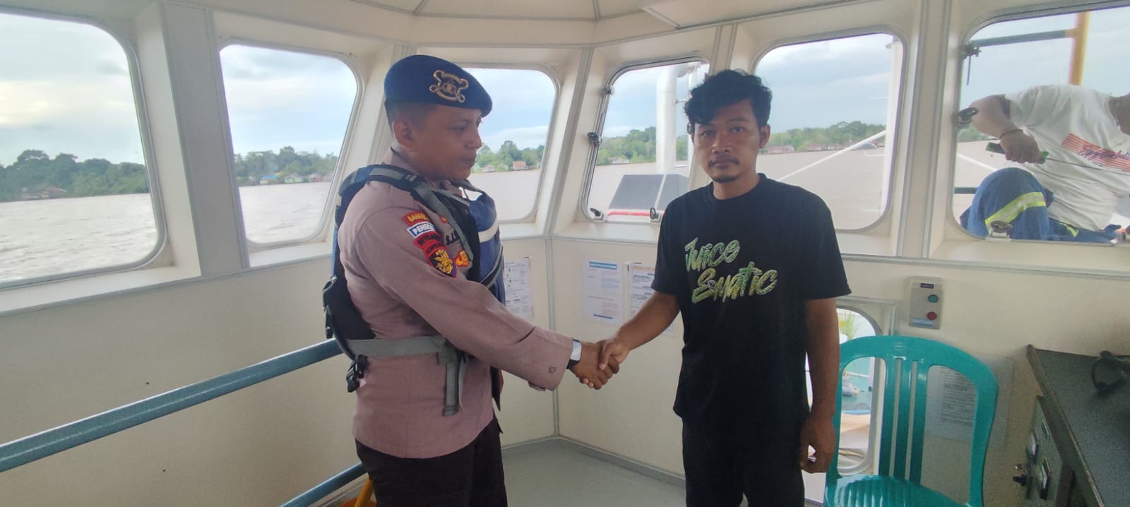 Ditpolairud Polda Kalteng Ajak Masyarakat Pesisir Perangi Narkoba di Perairan Kahayan