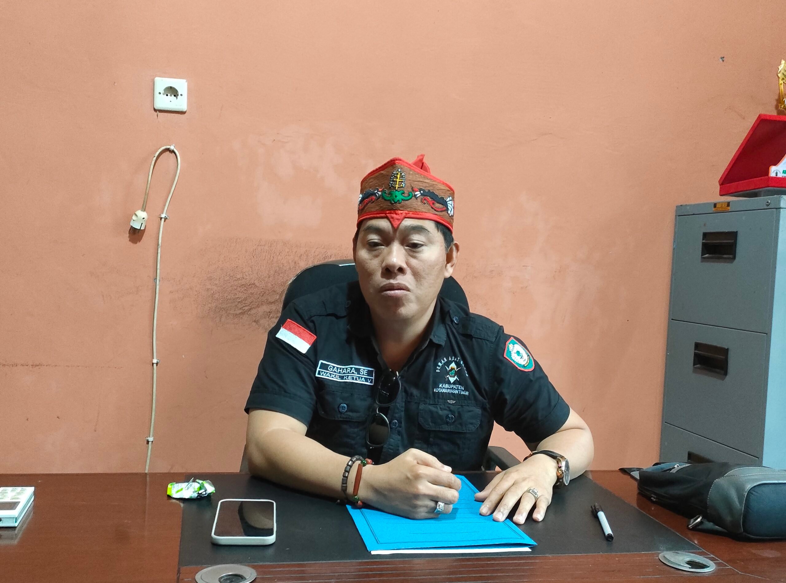 <p>Ketua Harian DAD Kotim, Gahara. (Foto: Apri) </p>