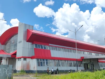 Pemkab Kotim Akhirnya Fungsikan Gedung Expo yang Lama Mangkrak