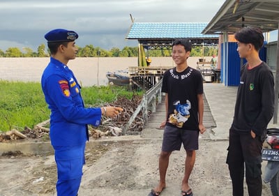 Ditpolairud Polda Kalteng Edukasi Masyarakat DAS Barito Tentang Bahaya Destructive Fishing