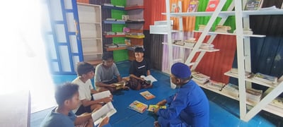 Polairud Dukung Literasi Anak Melalui Pondok Baca Melek Huruf