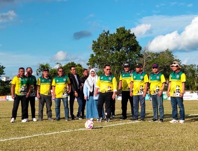 Bupati Kotim Resmi Buka Turnamen Sepak Bola HNR Cup 1