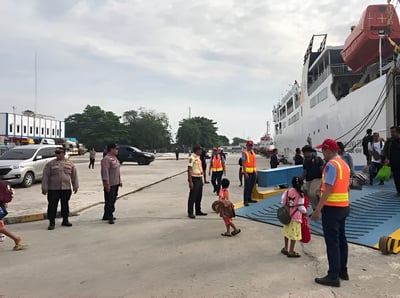 Polsek KPM Siaga di Pelabuhan Sampit, Kawal Penumpang Kapal