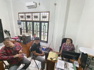 Orang Tua Geram: Anak Dicekik Saat Rumah Mendadak Dirusak, Kasus Dilaporkan ke DAD
