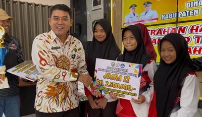 Pemenang O2SN dan FLS2N Terima Penghargaan dari Disdik