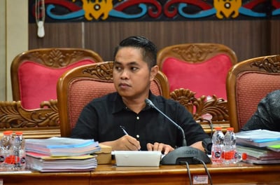 Dewan Desak Penataan Lokasi Bermain Layang-Layang Demi Keselamatan Pengguna Jalan