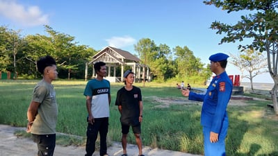 Personel Ditpolairud Ajak Warga Kuala Jelai Perangi Narkoba Demi Masa Depan Generasi Bangsa