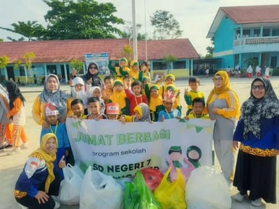 SDN 7 Baamang Hilir Rutin Gelar Jumat Berbagi sebagai Bentuk Kepedulian Sosial