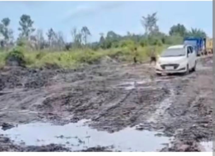 Kualitas Infrastruktur Jalan Antar Kecamatan Perlu Perhatian