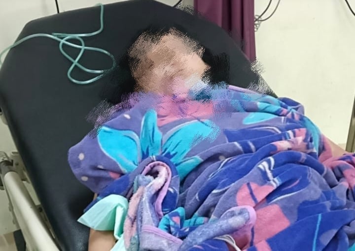 <p>I saat menjalani perawatan medis di RSUD Dr. Murjani. </p>
